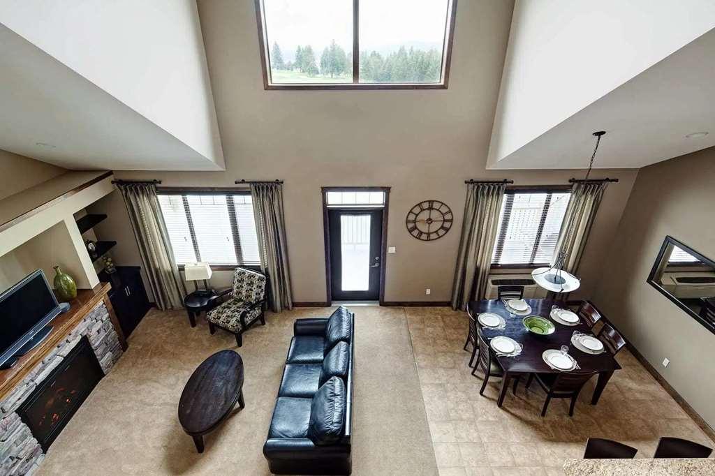 Bighorn Meadows Resort Radium Hot Springs Zimmer foto