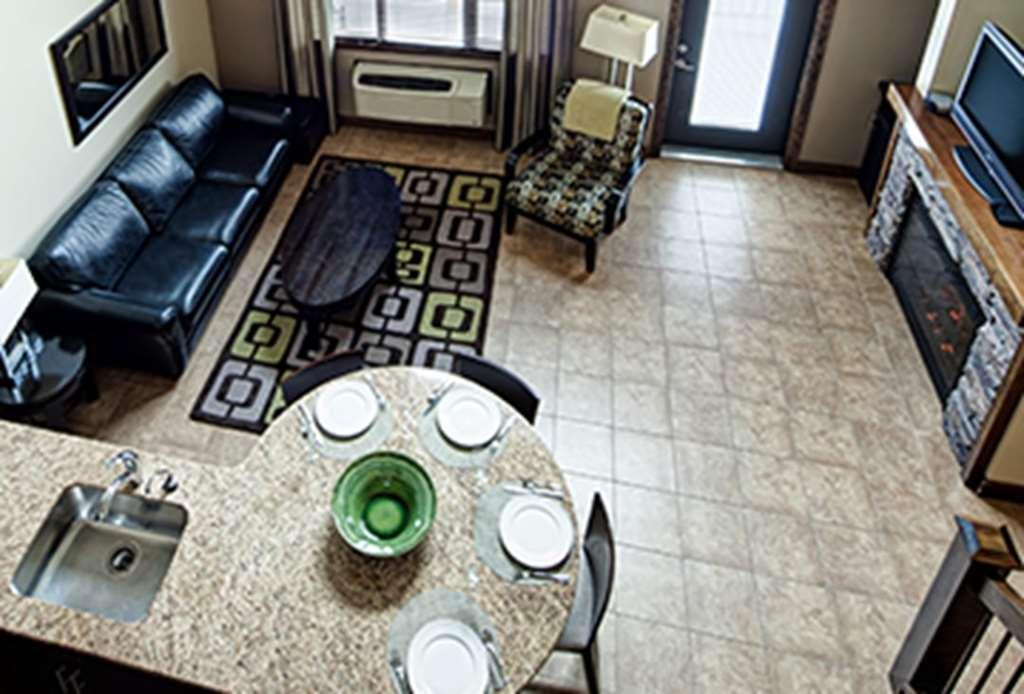 Bighorn Meadows Resort Radium Hot Springs Zimmer foto